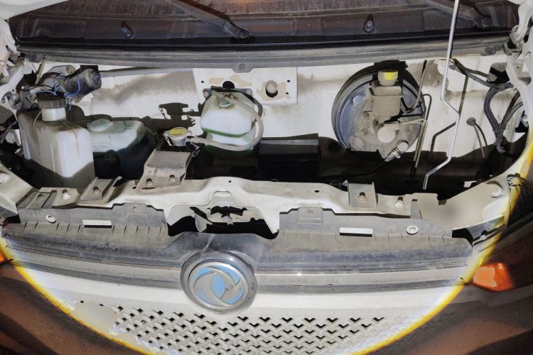 Used Dongfeng Yufeng EM26 2023 Standard Edition 41.472 kWh Henan Lithium Power Engine Bay