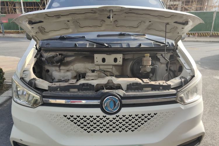 Used Dongfeng Yufeng EM26 2023 Standard Edition 41.472 kWh Henan Lithium Power Engine Bay