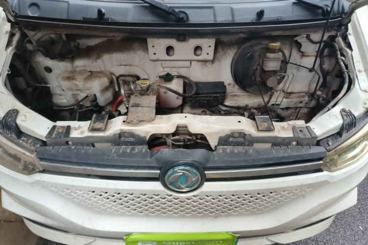 Used Dongfeng Yufeng EM26 2023 Standard Edition 41.472 kWh Henan Lithium Power Engine Bay