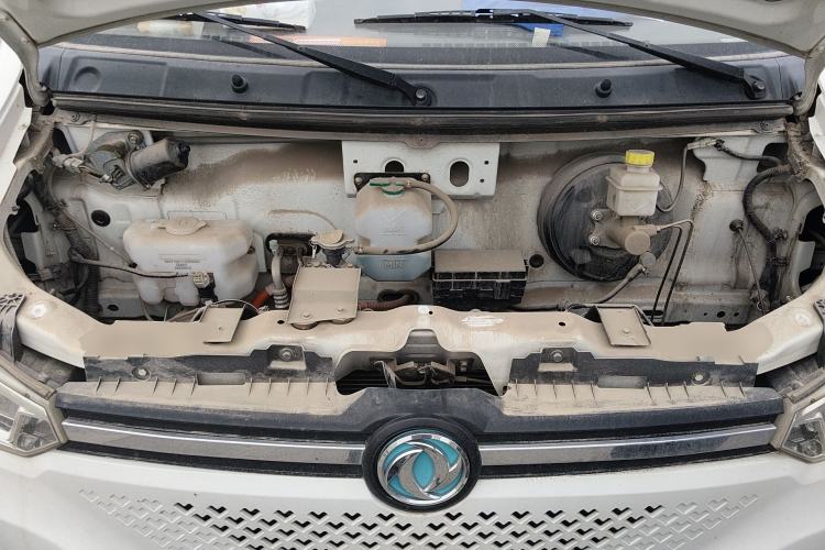 Used Dongfeng Yufeng EM26 2023 High-End Model 41.86 kWh CATL Engine Bay