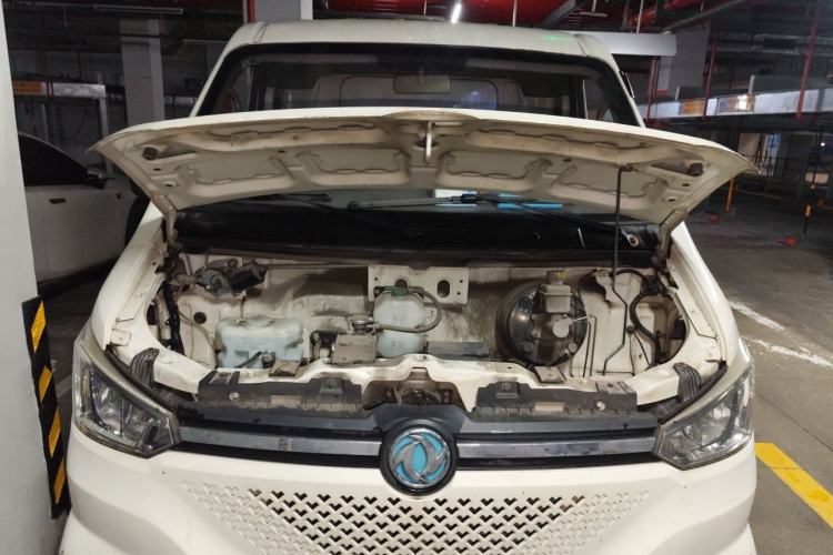 Used Dongfeng Yufeng EM26 2023 Standard Edition 41.472 kWh Henan Lithium Power Engine Bay