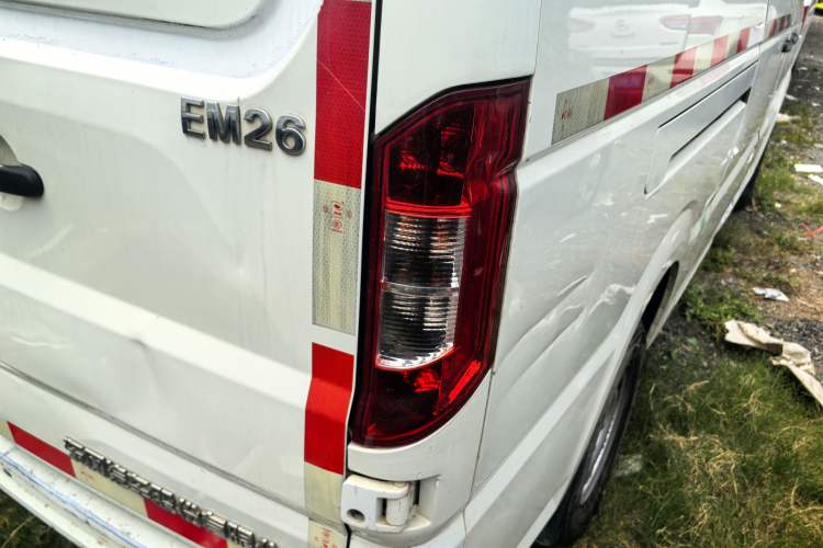 Used Dongfeng Yufeng EM26 2023 Standard Edition 41.472 kWh Henan Lithium Power Exterior 4