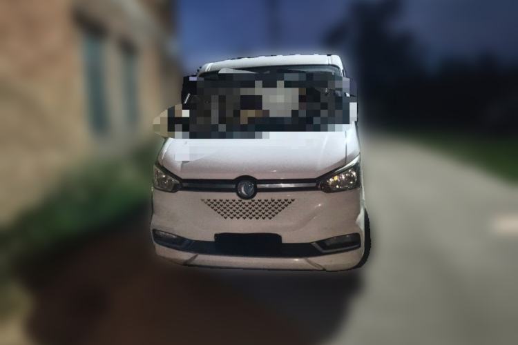 Used Dongfeng Yufeng EM26 2023 Standard Edition 41.472 kWh Henan Lithium Power Front