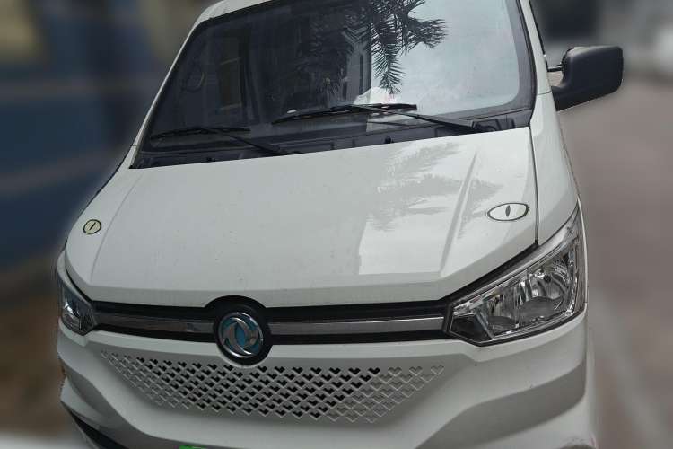 Used Dongfeng Yufeng EM26 2023 High-End Model 41.86 kWh CATL Front