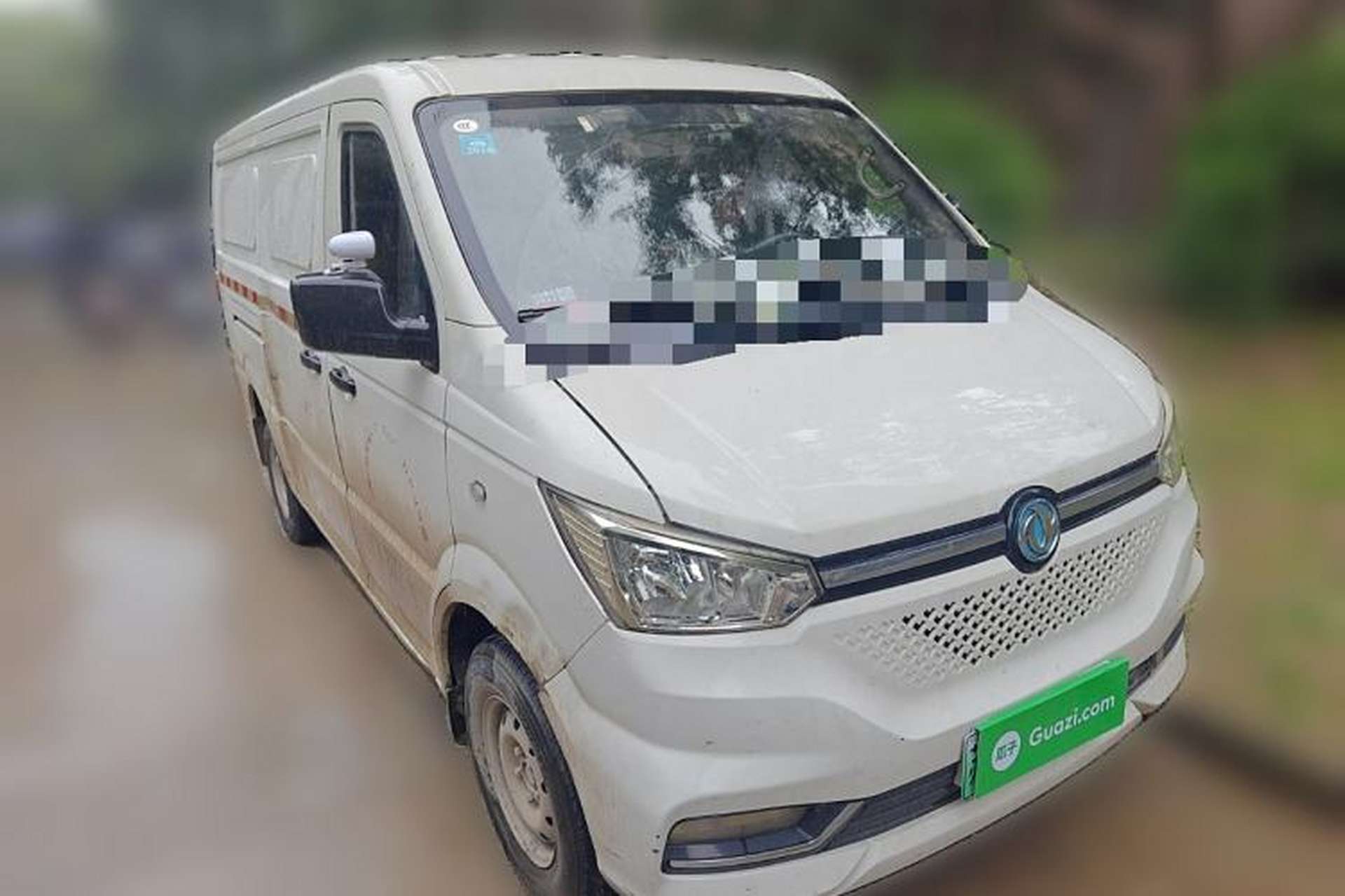 Used Dongfeng Yufeng EM26 2023 Standard Edition 41.472 kWh Henan Lithium Power Front Right 45 Deg