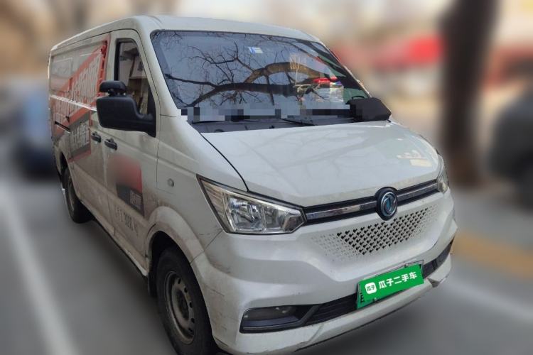 Used Dongfeng Yufeng EM26 2023 High-End Model 41.86 kWh CATL Front Right 45 Deg