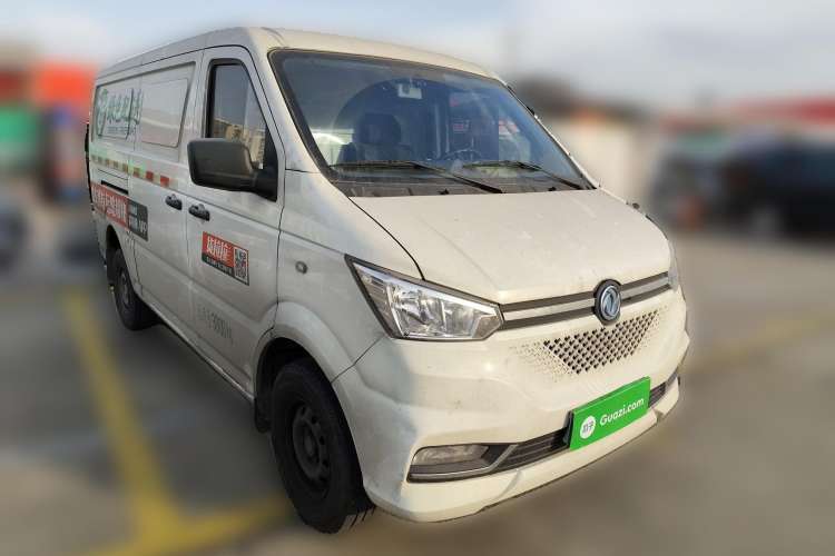 Used Dongfeng Yufeng EM26 2023 Standard Edition 41.472 kWh Henan Lithium Power Front Right 45 Deg