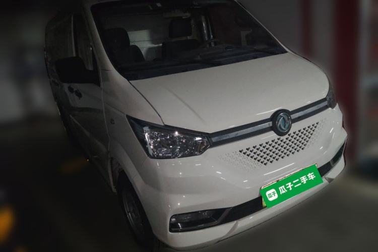 Used Dongfeng Yufeng EM26 2023 Standard Edition 41.472 kWh Henan Lithium Power Front Right 45 Deg