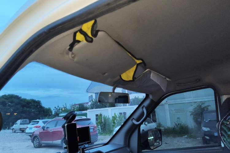 Used Dongfeng Yufeng EM26 2023 High-End Model 41.86 kWh CATL Headliner