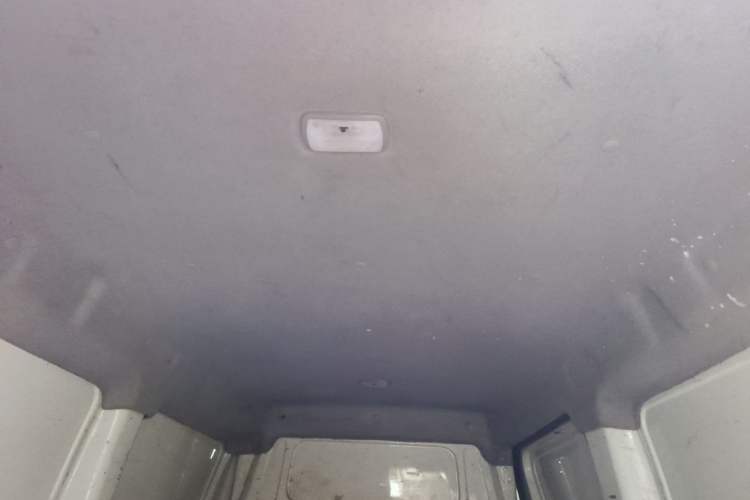 Used Dongfeng Yufeng EM26 2023 High-End Model 41.86 kWh CATL Headliner