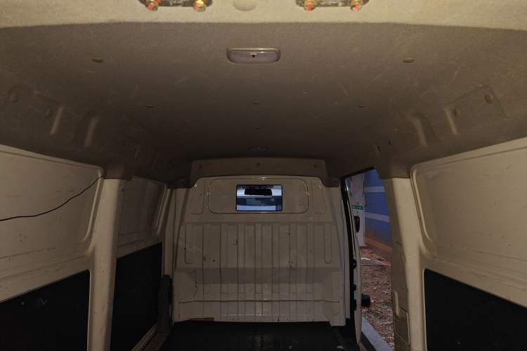 Used Dongfeng Yufeng EM26 2023 High-End Model 41.86 kWh CATL Headliner