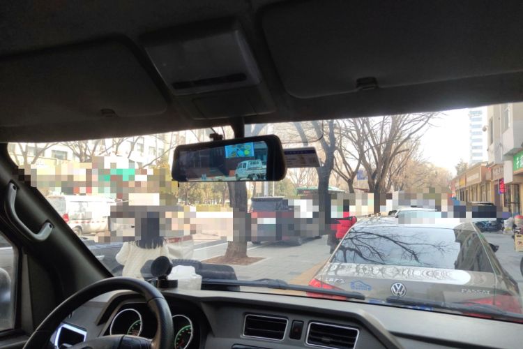 Used Dongfeng Yufeng EM26 2023 High-End Model 41.86 kWh CATL Headliner
