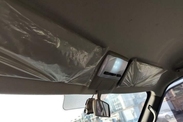 Used Dongfeng Yufeng EM26 2023 Standard Edition 41.472 kWh Henan Lithium Power Headliner