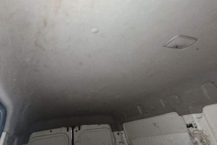 Used Dongfeng Yufeng EM26 2023 Standard Edition 41.472 kWh Henan Lithium Power Headliner