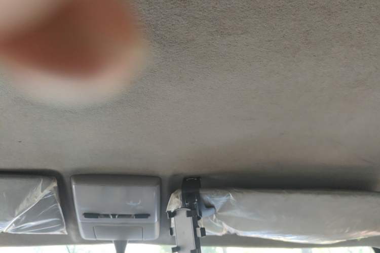 Used Dongfeng Yufeng EM26 2023 Standard Edition 41.472 kWh Henan Lithium Power Headliner