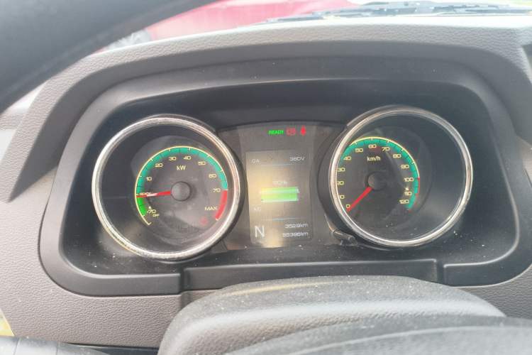 Used Dongfeng Yufeng EM26 2023 Standard Edition 41.472 kWh Henan Lithium Power Instrument Cluster
