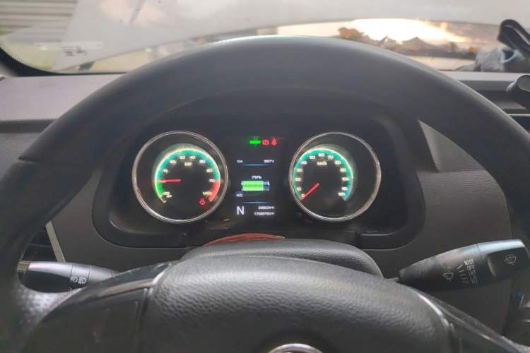 Used Dongfeng Yufeng EM26 2023 Standard Edition 41.472 kWh Henan Lithium Power Instrument Cluster