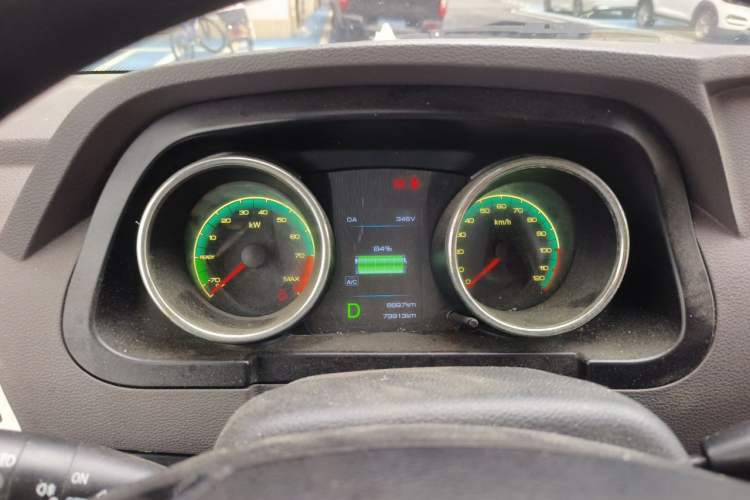 Used Dongfeng Yufeng EM26 2023 High-End Model 41.86 kWh CATL Instrument Cluster