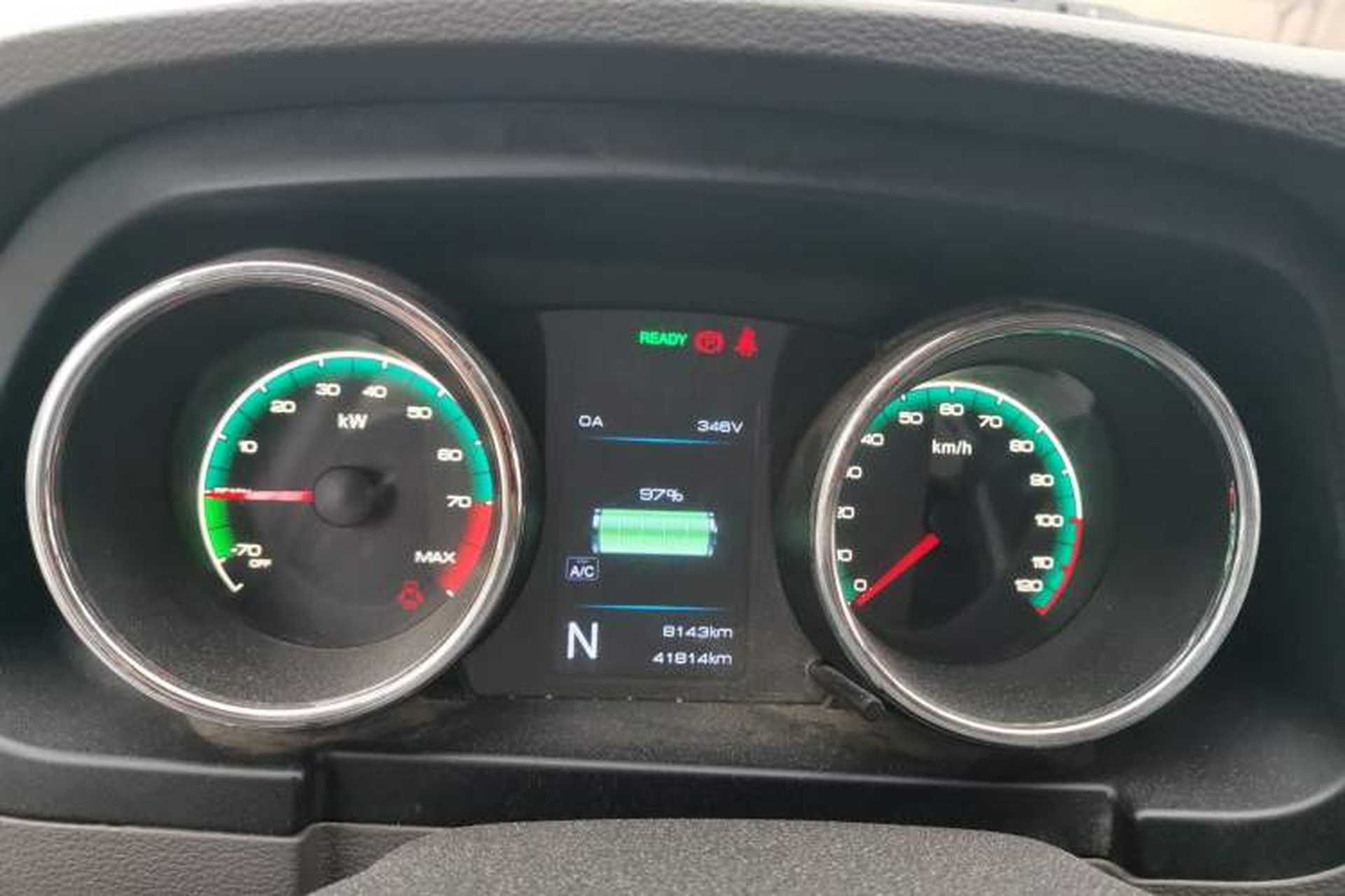 Used Dongfeng Yufeng EM26 2023 High-End Model 41.86 kWh CATL Instrument Cluster