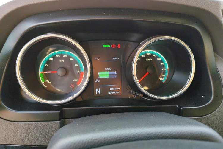 Used Dongfeng Yufeng EM26 2023 Standard Edition 41.472 kWh Henan Lithium Power Instrument Cluster