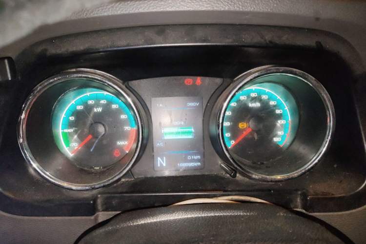 Used Dongfeng Yufeng EM26 2023 Standard Edition 41.472 kWh Henan Lithium Power Instrument Cluster