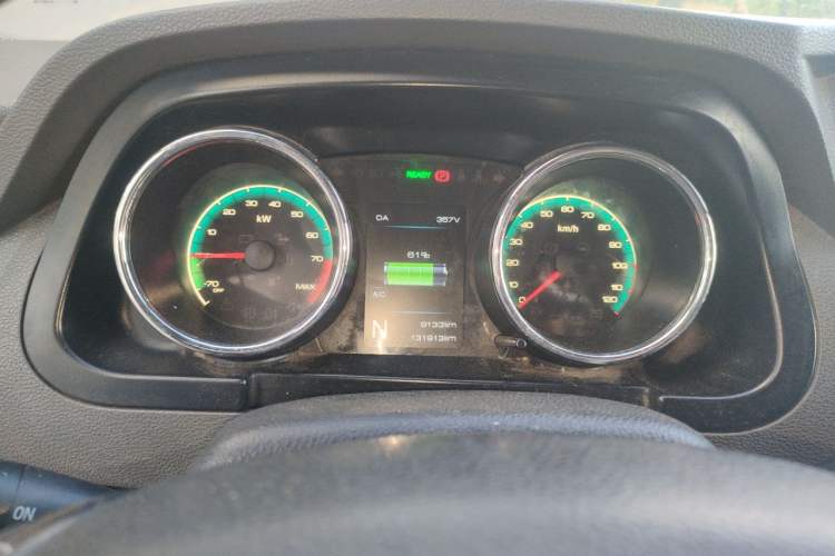 Used Dongfeng Yufeng EM26 2023 Standard Edition 41.472 kWh Henan Lithium Power Instrument Cluster