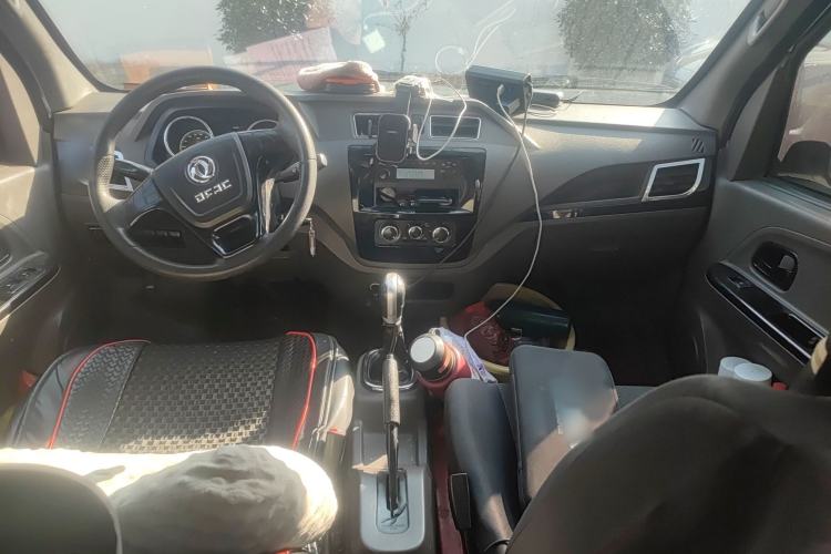 Used Dongfeng Yufeng EM26 2023 Standard Edition 41.472 kWh Henan Lithium Power Interior 2