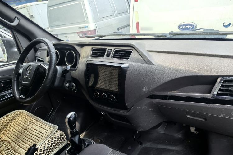 Used Dongfeng Yufeng EM26 2023 Standard Edition 41.472 kWh Henan Lithium Power Interior 5