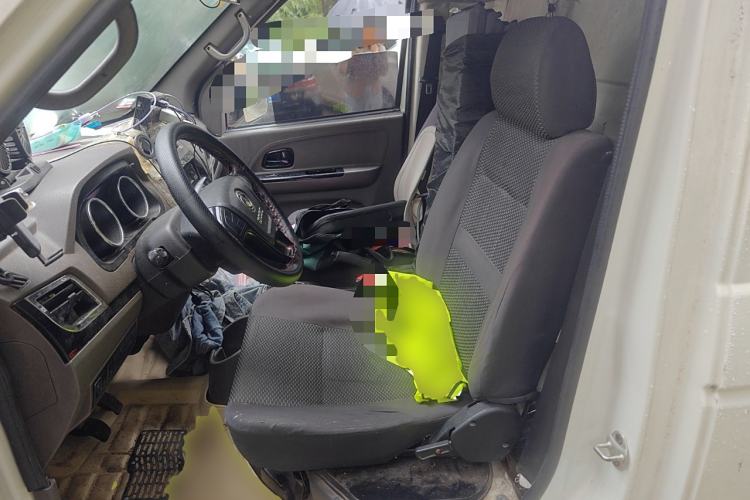 Used Dongfeng Yufeng EM26 2023 Standard Edition 41.472 kWh Henan Lithium Power Left Front Seat