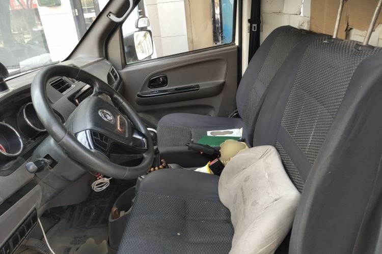 Used Dongfeng Yufeng EM26 2023 High-End Model 41.86 kWh CATL Left Front Seat