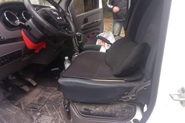 Used Dongfeng Yufeng EM26 2023 Standard Edition 41.472 kWh Henan Lithium Power Left Rear Seat