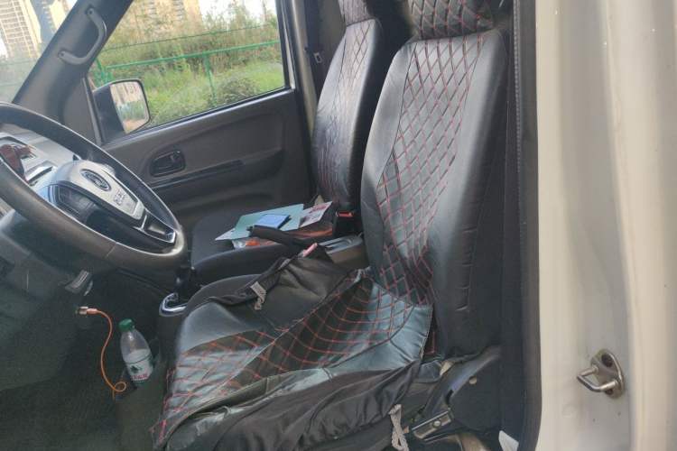 Used Dongfeng Yufeng EM26 2023 Standard Edition 41.472 kWh Henan Lithium Power Left Rear Seat