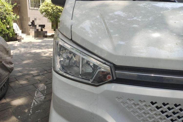 Used Dongfeng Yufeng EM26 2023 High-End Model 41.86 kWh CATL Right Front Headlight