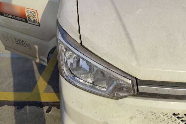 Used Dongfeng Yufeng EM26 2023 Standard Edition 41.472 kWh Henan Lithium Power Right Front Headlight
