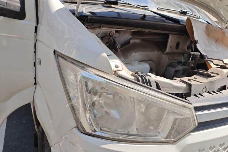 Used Dongfeng Yufeng EM26 2023 Standard Edition 41.472 kWh Henan Lithium Power Right Front Headlight