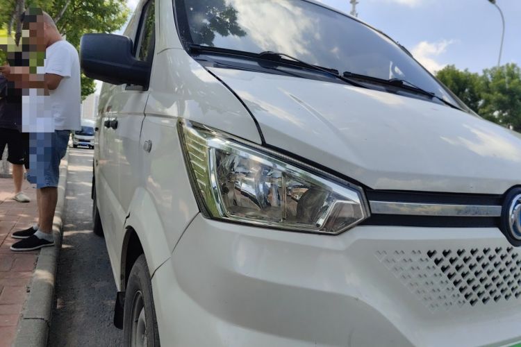 Used Dongfeng Yufeng EM26 2023 Standard Edition 41.472 kWh Henan Lithium Power Right Front Headlight