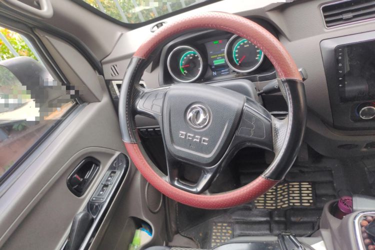 Used Dongfeng Yufeng EM26 2023 Standard Edition 41.472 kWh Henan Lithium Power Steering Wheel