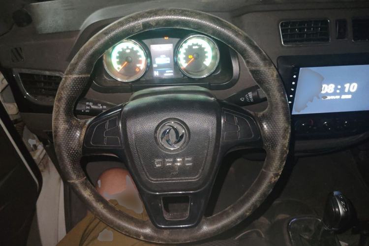 Used Dongfeng Yufeng EM26 2023 Standard Edition 41.472 kWh Henan Lithium Power Steering Wheel