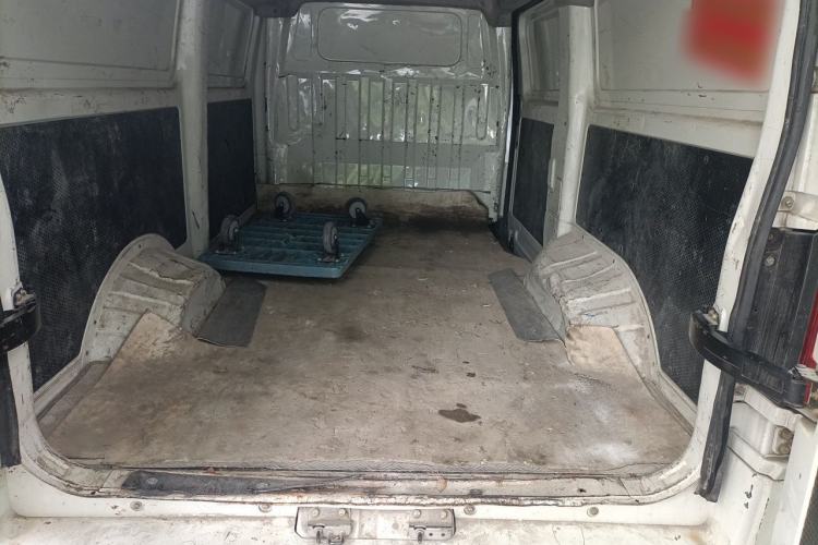 Used Dongfeng Yufeng EM26 2023 Standard Edition 41.472 kWh Henan Lithium Power Trunk