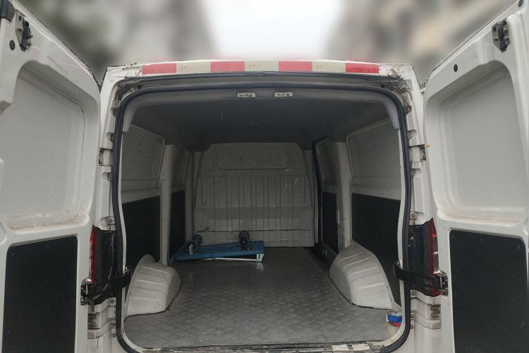 Used Dongfeng Yufeng EM26 2023 High-End Model 41.86 kWh CATL Trunk