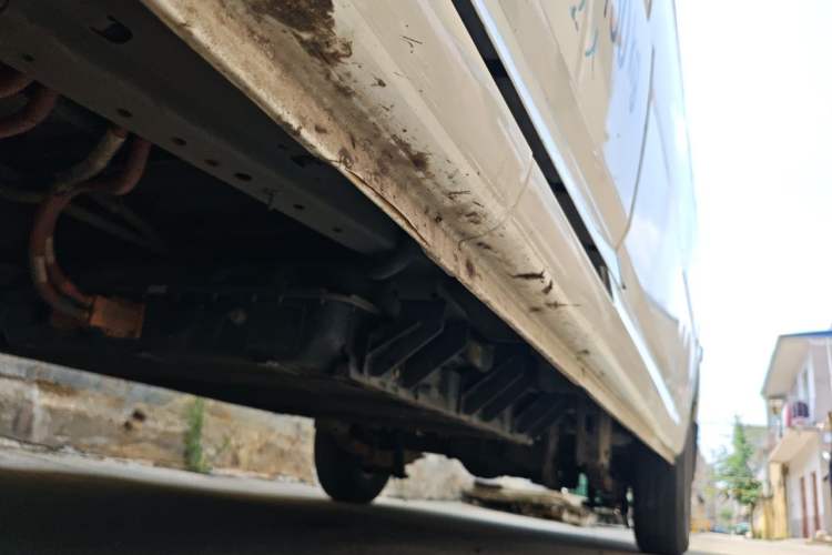 Used Dongfeng Yufeng EM26  Chassis Front Left