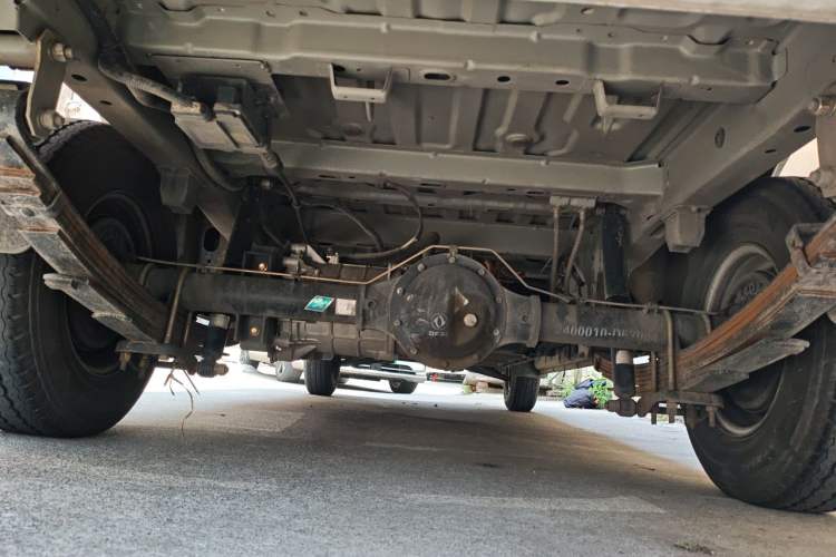 Used Dongfeng Yufeng EM26  Chassis Rear
