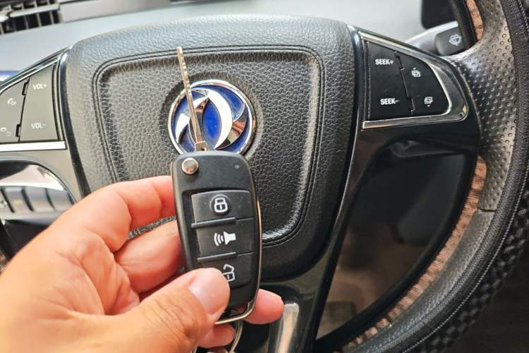 Used Dongfeng Yufeng EM26  Vehicle Key