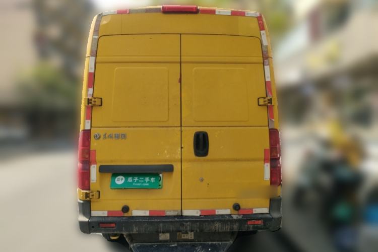 Used Dongfeng Yufeng EV 2018 EA100 Logistics Vehicle 95 kWh Rear
