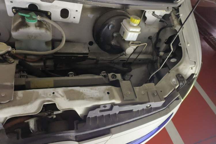 Used Dongfeng Yufeng EV  Engine Bay Left