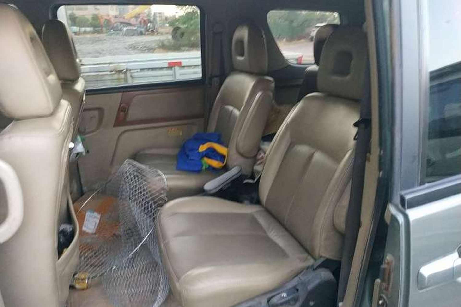 Used Dongfeng Yumsun 2009 2.5L Automatic Luxury Edition Left Rear Seat