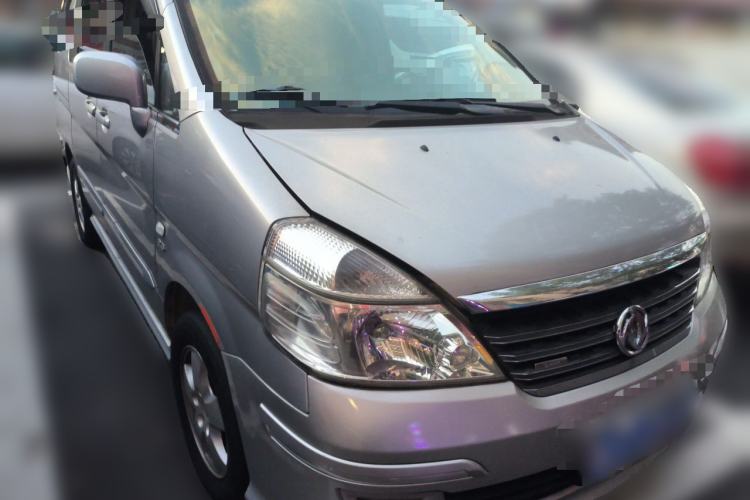 Used Dongfeng Yumsun 2009 2.5L Automatic Luxury Edition Front Right 45 Deg