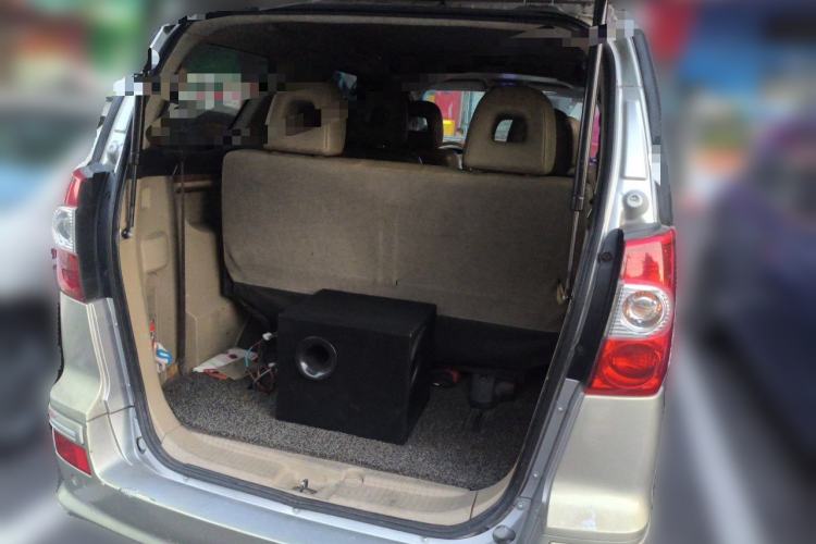 Used Dongfeng Yumsun 2009 2.5L Automatic Luxury Edition Trunk