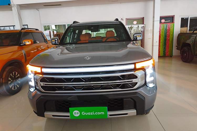 Used Dongfeng Zhengzhou Nissan Z9 2025 GT 2.0T Automatic Gasoline 4x4 First-Edition Smart Edition Exterior 1
