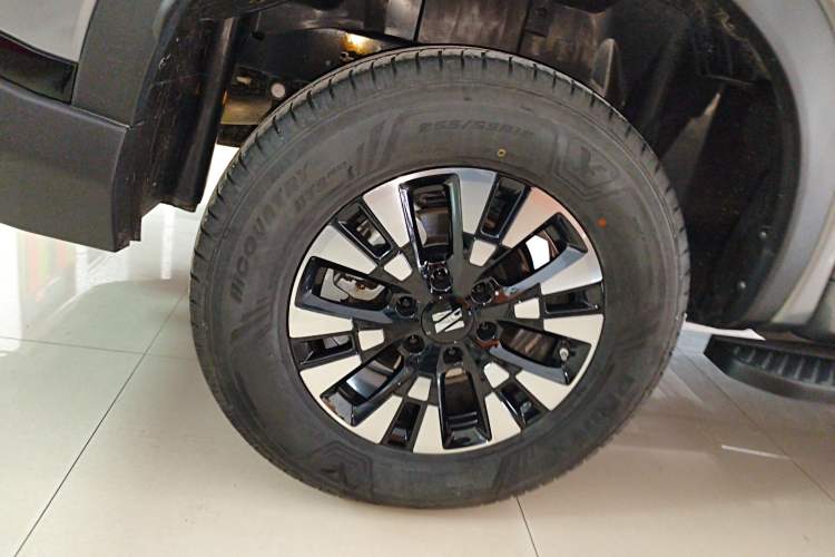 Used Dongfeng Zhengzhou Nissan Z9 2025 GT 2.0T Automatic Gasoline 4x4 First-Edition Smart Edition Exterior 8
